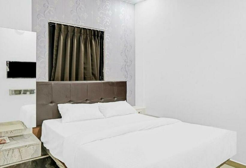 ホテル Capital O 84670  Sigma Inn