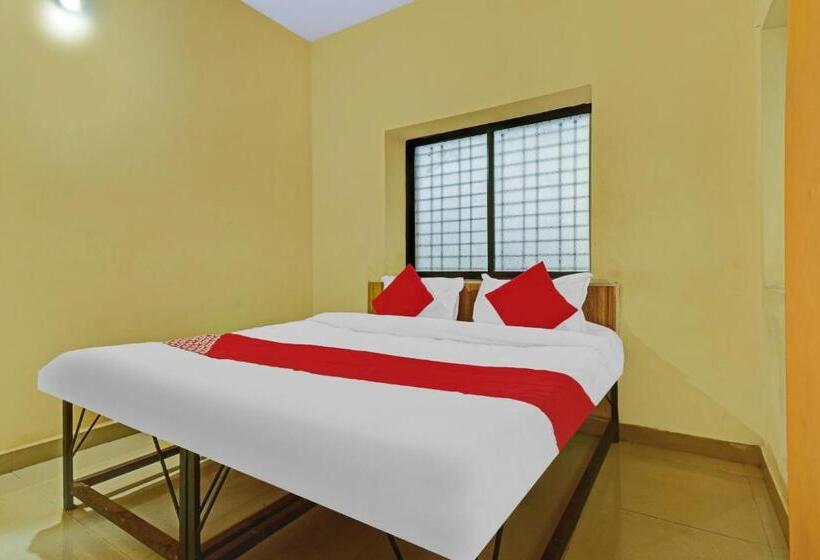 ホテル Oyo Flagship 85024 Golden Key