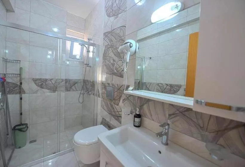 Ozgur City Residence