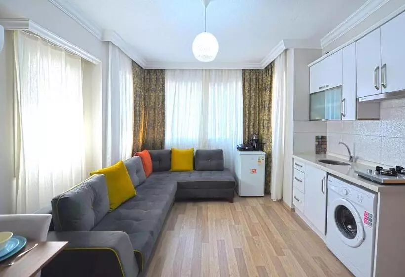 Ozgur City Residence