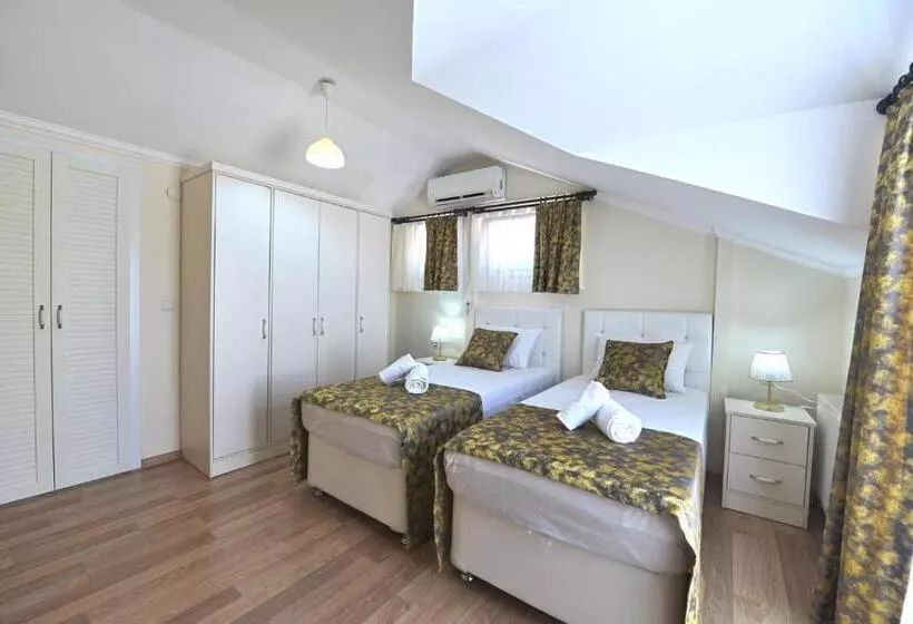 Ozgur City Residence