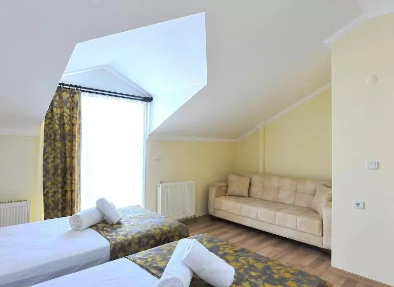Ozgur City Residence