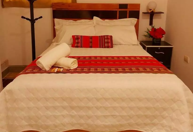 پانسیون Sofia Shouse Hostal