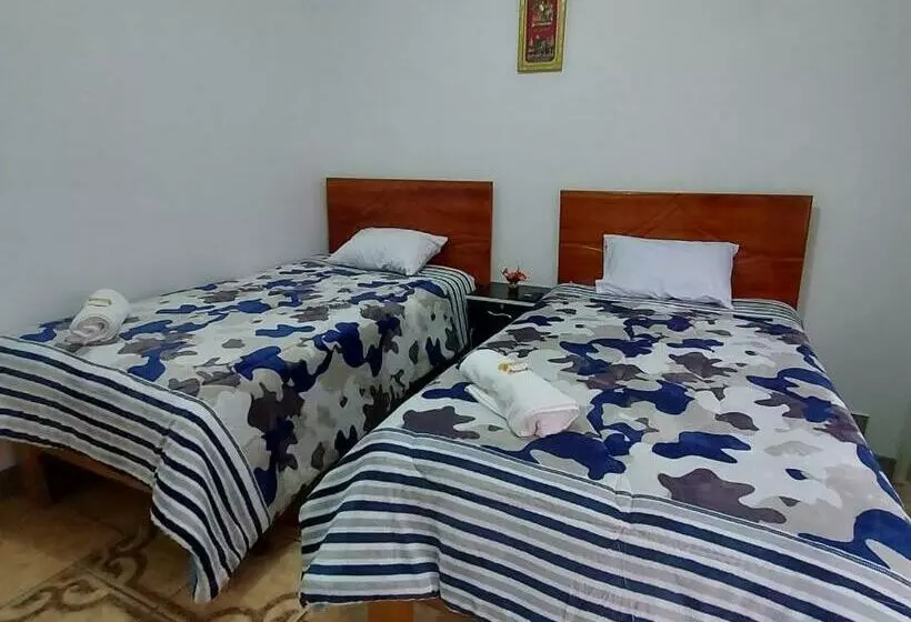 پانسیون Sofia Shouse Hostal