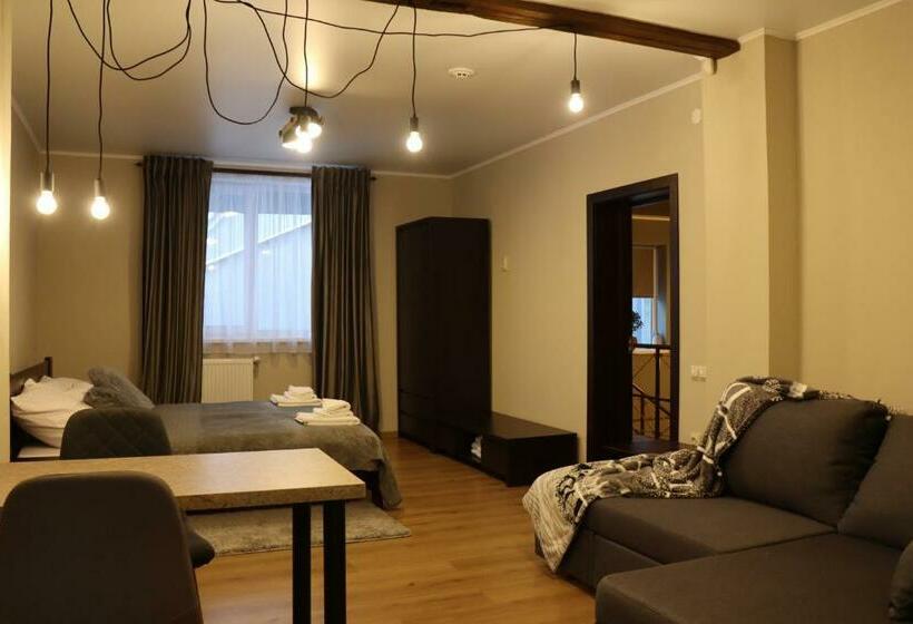 مبيت وإفطار Szaboffcsik