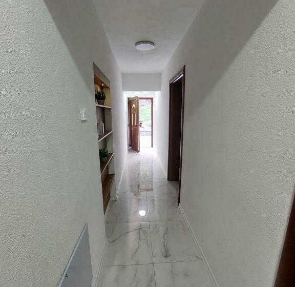 هتل Konak Hilltop Lodge & Villa