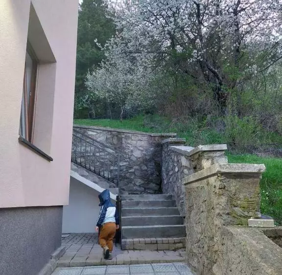 هتل Konak Hilltop Lodge & Villa