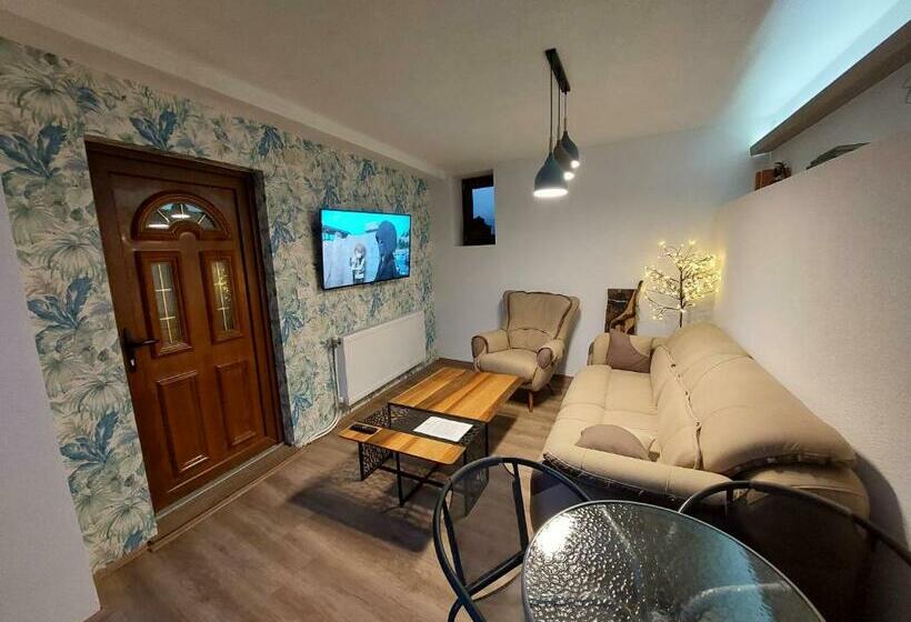 هتل Konak Hilltop Lodge & Villa