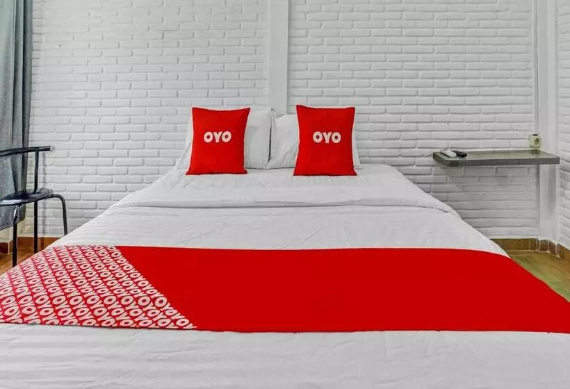 هتل Oyo 90828 Ara Guest House