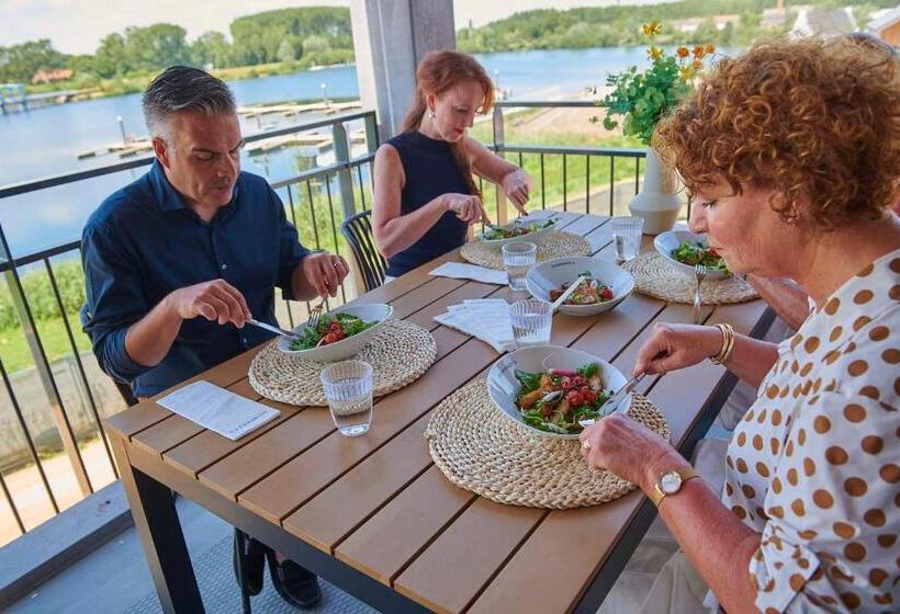 Parc Maasresidence Thorn Apartments