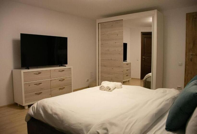 پانسیون Janine Garden