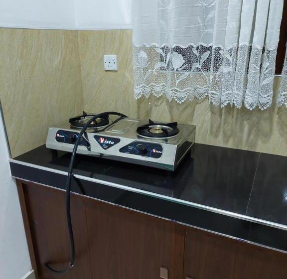 Pension (Hôtel basse catégorie) Pasindu Place