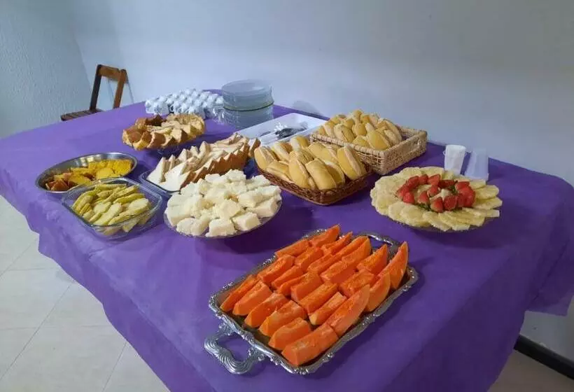 ユースホステル Pousada Emanuell