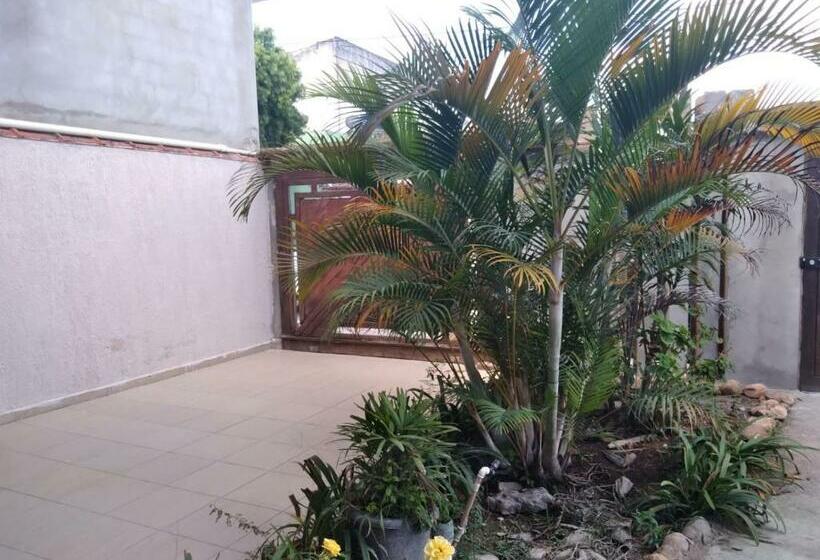 הוסטל Pousada Emanuell