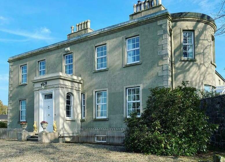 مبيت وإفطار Little Woodbank