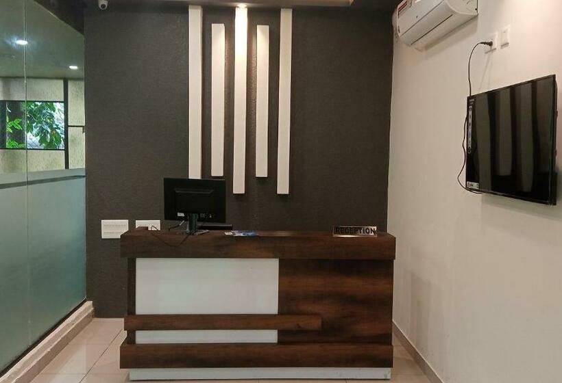 فندق Arackal Inn