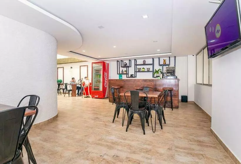 ホテル Ayenda Boyaca Vip