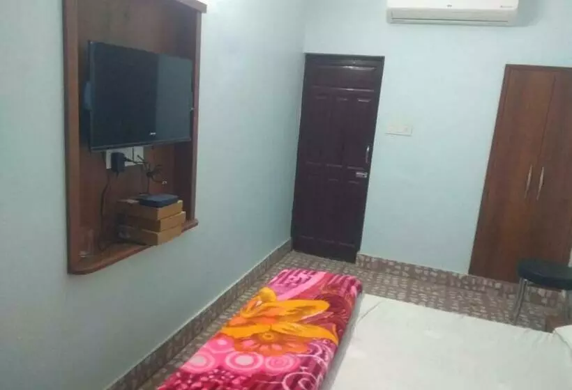 Hotelli Yashasvi