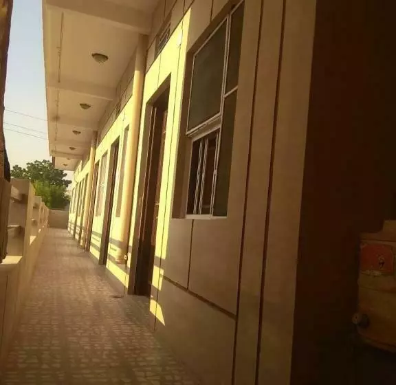 Hotelli Yashasvi