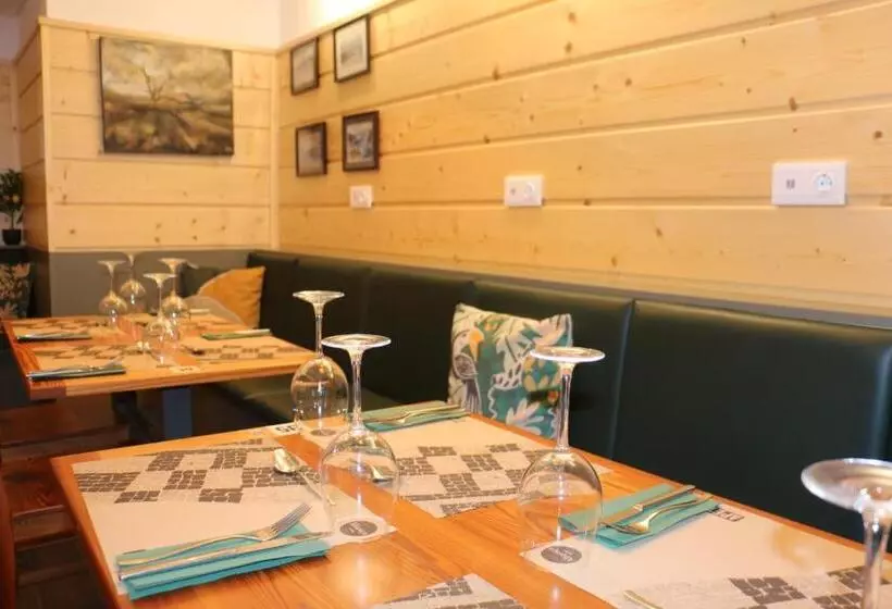 Aliança Café & Hostel