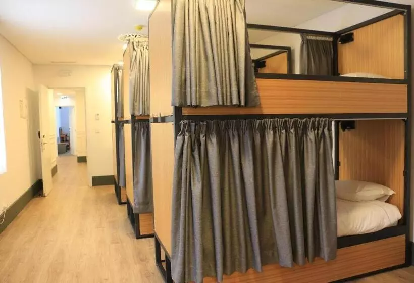 Aliança Café & Hostel