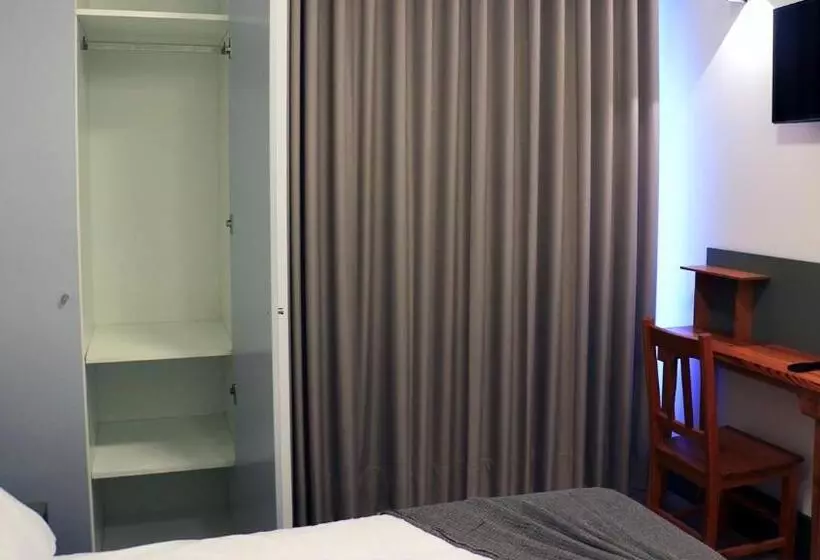 Aliança Café & Hostel