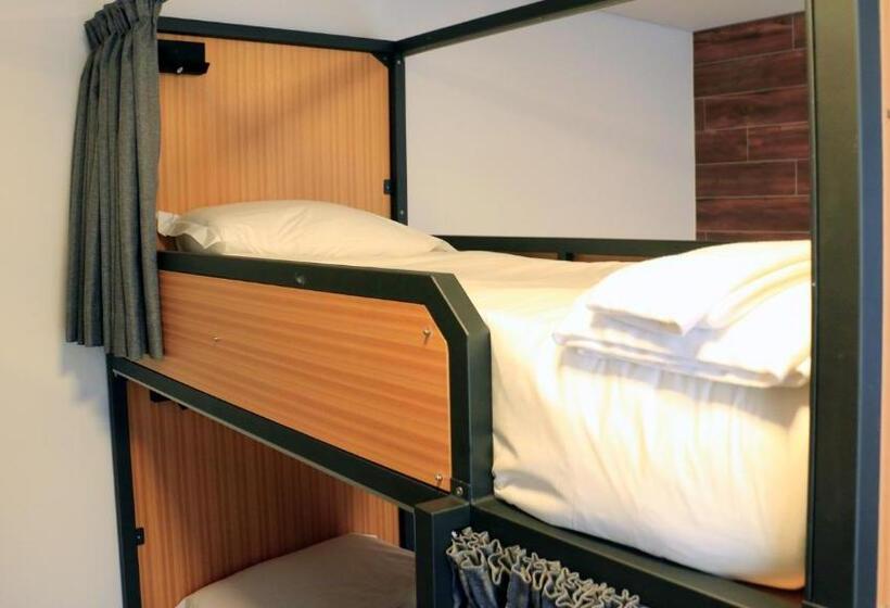 Aliança Café & Hostel