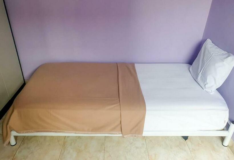 בית מלון כפרי Homestay Puspa Syariah