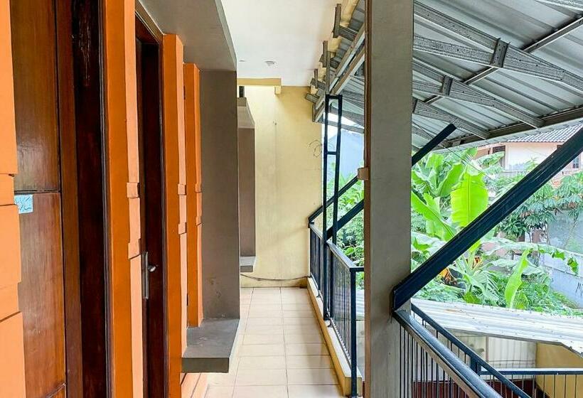 בית מלון כפרי Homestay Puspa Syariah