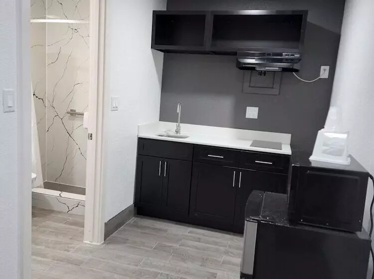 Hotelli Lone Star Inn