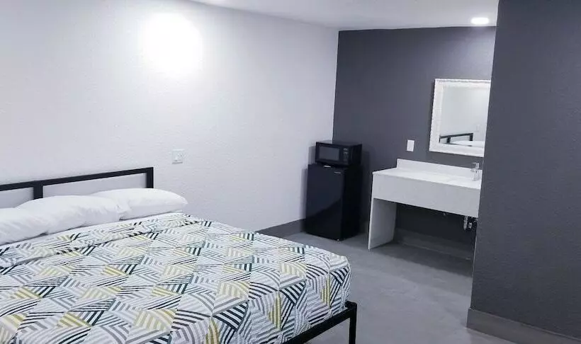 Hotelli Lone Star Inn