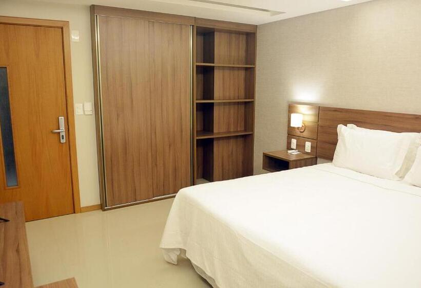 Hotel Pituba Praiamar