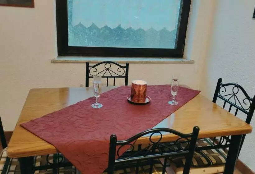 پانسیون Alp House