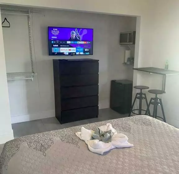 پانسیون Lyz Miami