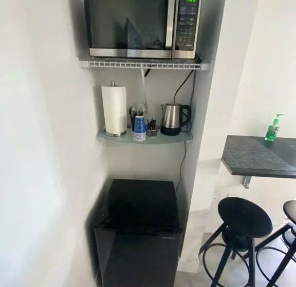 پانسیون Lyz Miami