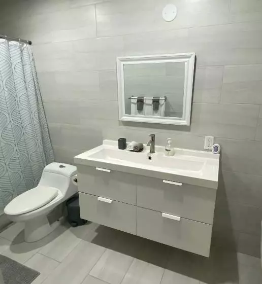 پانسیون Lyz Miami