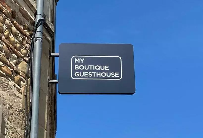 ペンション My Boutique Guesthouse   Fabulous Suites 10 Min A7