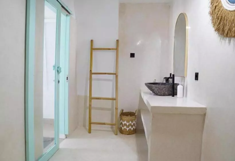 Playa Bonita Hotel & Beach Club Gili Air