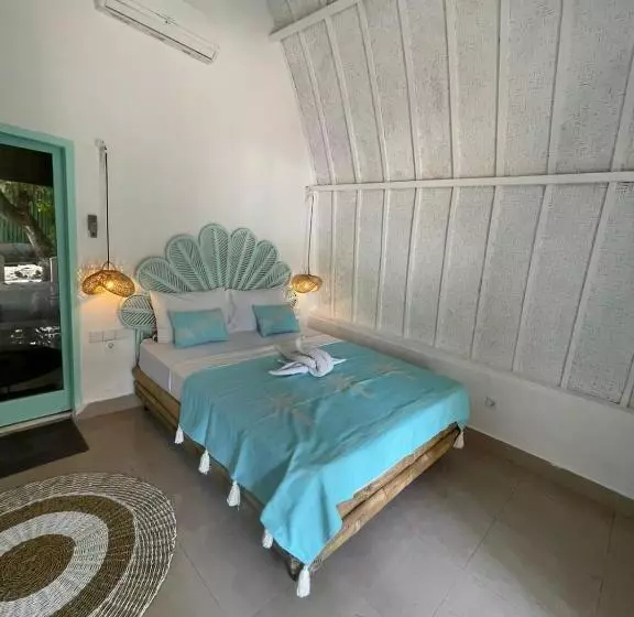 Playa Bonita Hotel & Beach Club Gili Air
