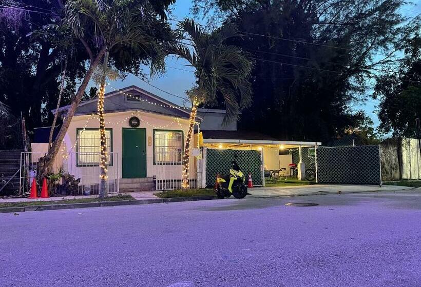 הוסטל Oqp Vacations Miami