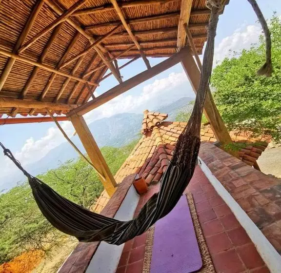 ユースホステル Nomad Hostal   Barichara