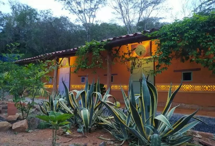 ユースホステル Nomad Hostal   Barichara