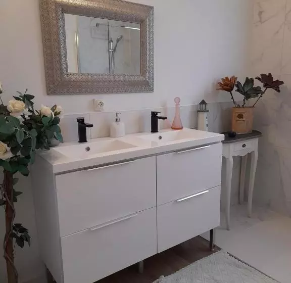 تختخواب و صبحانه Casa Turchina Chambre Avec Piscine Privée