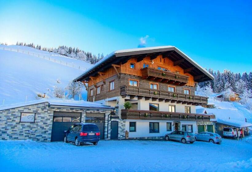 ベッドアンドブレックファースト Schrahlehen