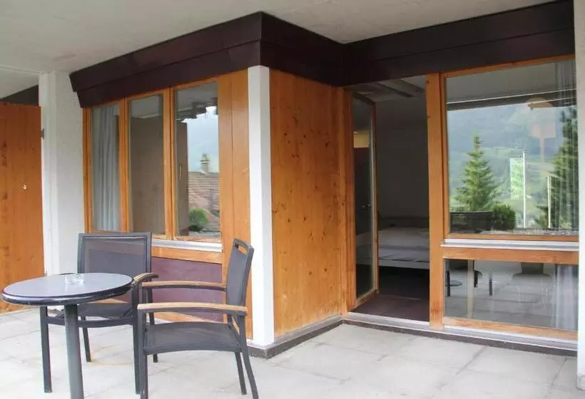 Elements Lodge