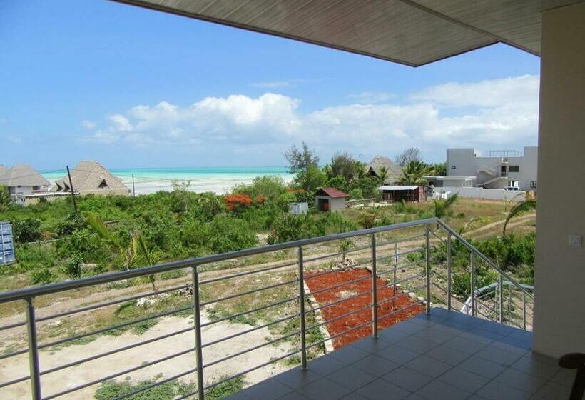 فندق Coral House Near Villa Bluu