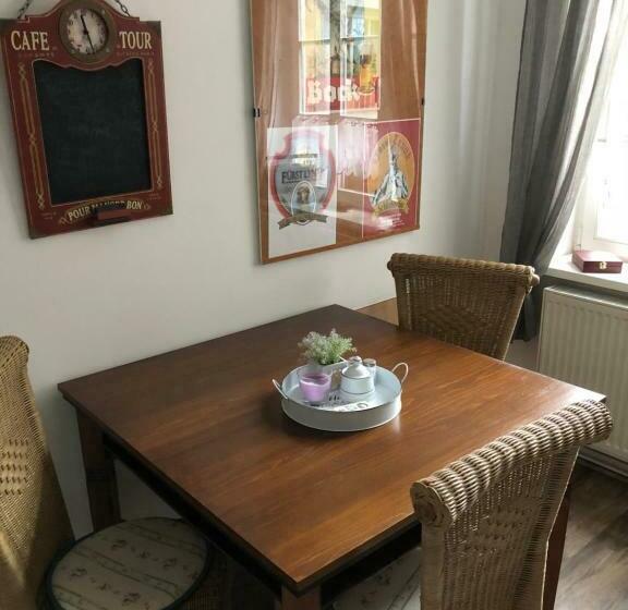 Alte Schule Café Und Pension