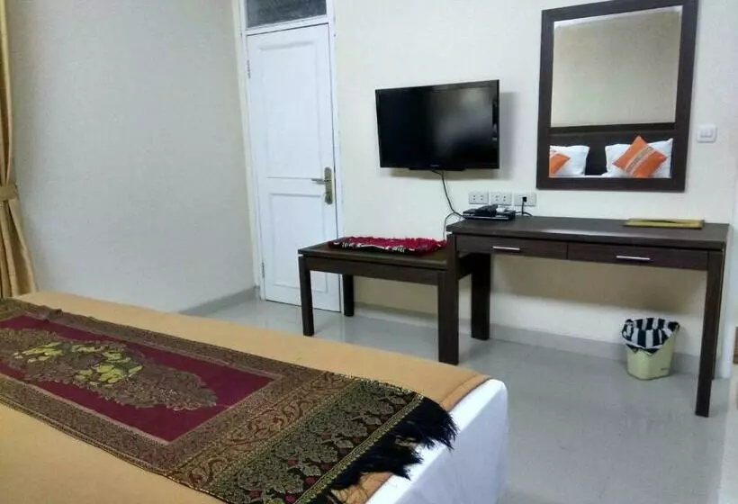 Aamiaismajoitus (B&B) Puri Ratna Joewita