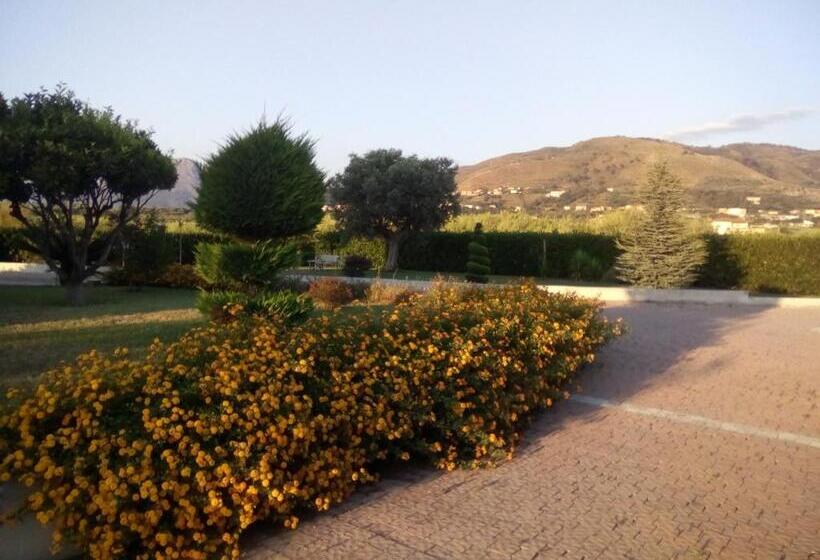 민박 Villa Laregina