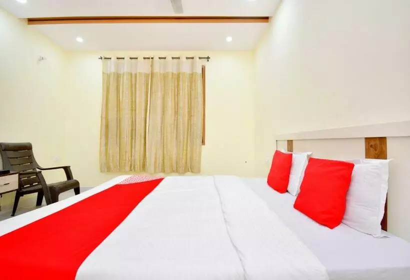 Hotelli Oyo 42769 Vij Guest House